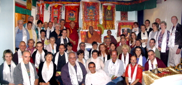 Photo du groupe qui a participé à l'initiation de Yamantaka, transmise par Guéshé Tcheu Dorjé Rinpoché (Dorjé Lobön / Maître-Vajra).